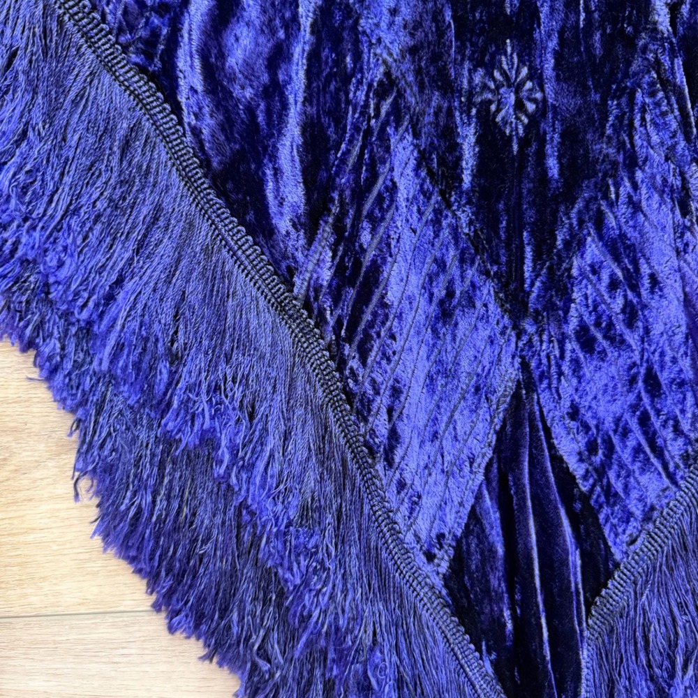 Vintage Purple Crushed Velvet Embroidered Fringe Poncho Whimsigoth  Witchcore - Picture 3 of 7
